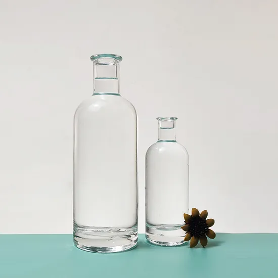 중국 유리 병 공장 도매 사용자 정의 디자인 500ml 750ml 분명 빈 진 위스키 리큐어 브랜디 보드카 와인 유리 병